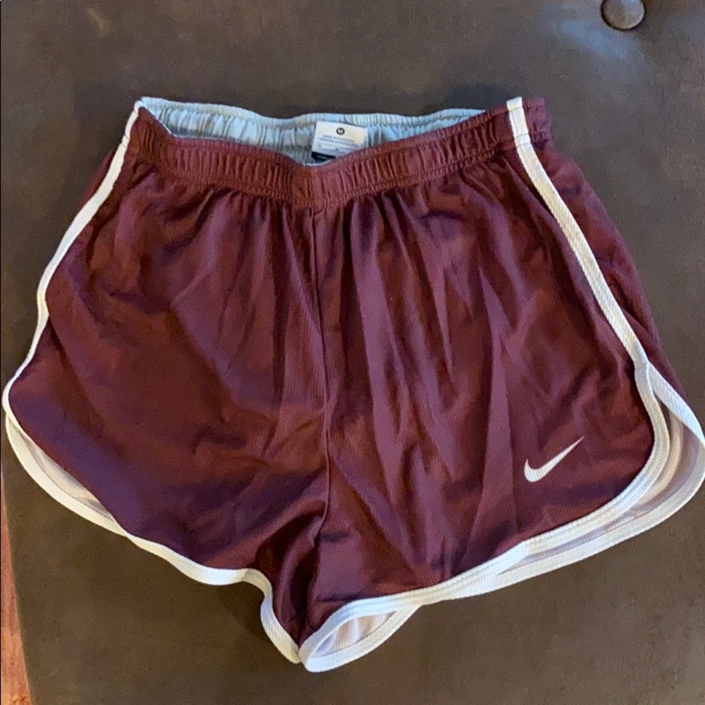 Nike mesh running short medium